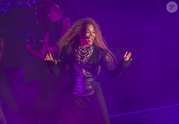 Janet Jackson en concert à la Dubaï World Cup le 26 mars 2016.