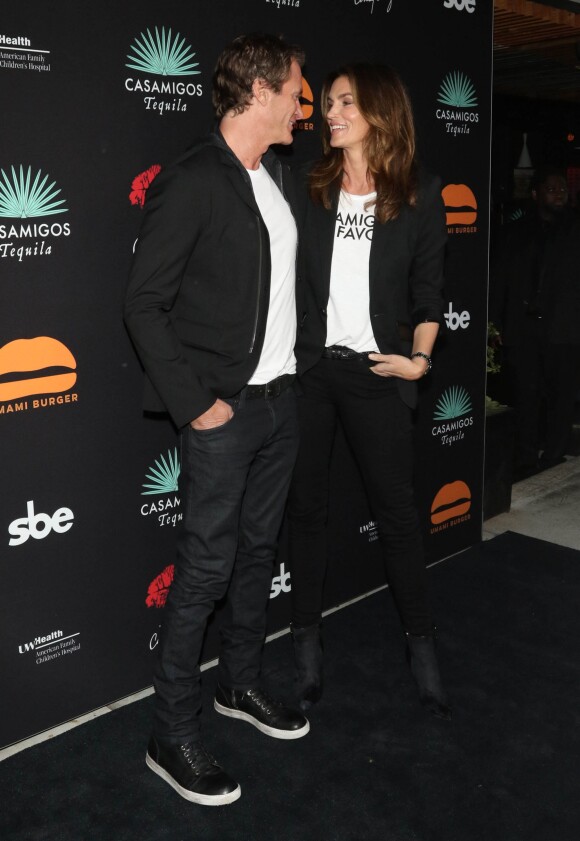 Cindy Crawford et son mari Rande Gerber à Santa Monica, le 16 mars 2017.