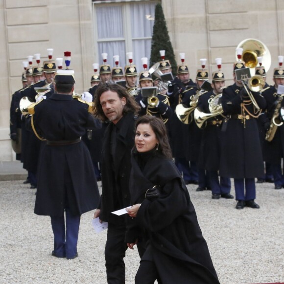 Tina Arena et Vincent Mancini - Dîner d'Etat en l'honneur du gouverneur australien Peter Cosgrove au palais de l'Elysée à Paris, le 26 avril 2016. © Alain Guizard/Bestimage