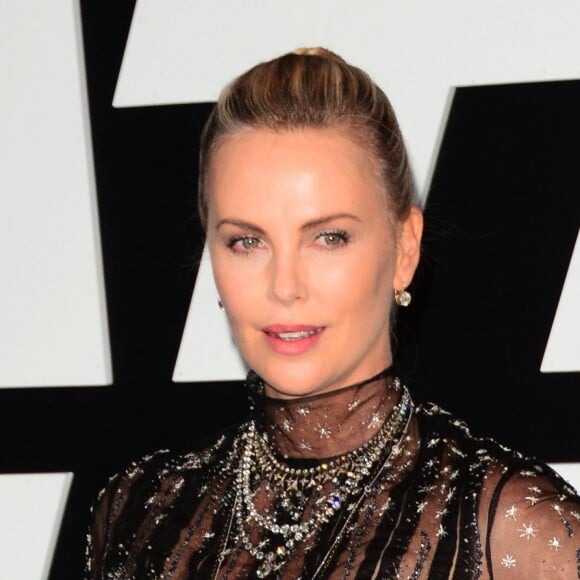 Charlize Theron (robe Christian Dior) à la première du film 'Fate Of The Furious' à New York, le 8 avril 2017