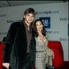 Ashton Kutcher et Demi Moore à Los Angeles en février 2005