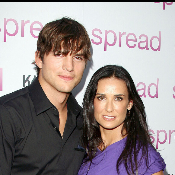 Ashton Kutcher et Demi Moore à la première du film "Spread" à Los Angeles le 3 août 2009