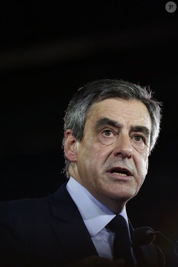 François Fillon - François Fillon, candidat à l'élection présidentielle du parti ''Les Républicains" (LR), en meeting à la Porte de Versailles à Paris, le 9 avril 2017. © Stéphane Lemouton/Bestimage