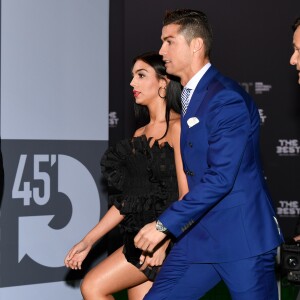 Cristiano Ronaldo et sa compagne Georgina Rodriguez au photocall des FIFA Football Awards à Zurich le 9 janvier 2017.