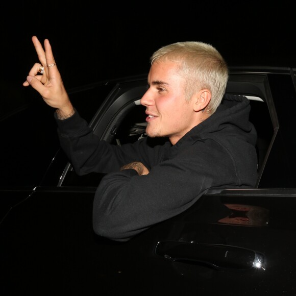 Justin Bieber arrivant à l'aéroport de Brisbane en Australie le 12 mars 2017