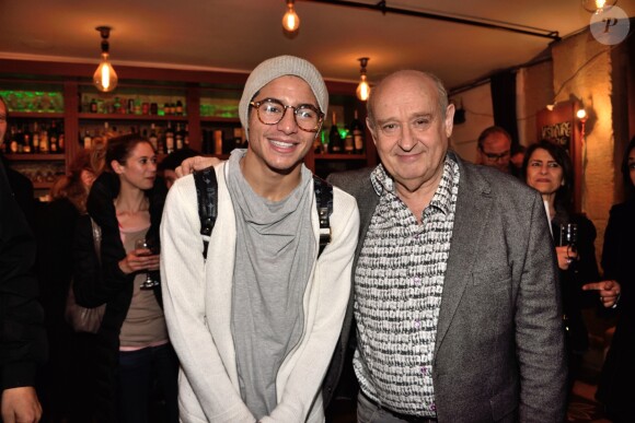 Exclusif - L'acteur Samy Seghir et Michel Jonasz à la Soirée autour de la pièce de théâtre "Les fantômes de la rue Papillon" organisée par Les amis d'Elnet au théâtre du gymnase à Paris le 26 avril 2017. © Erez Lichtfeld / Bestimage