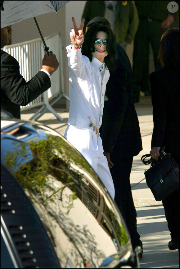 Michael Jackson au tribunal à Santa Maria. Janvier 2005.
