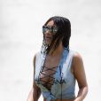 Kim Kardashian en vacances avec des amies et sa soeur Kourtney Kardashian au Mexique le 23 avril 2017