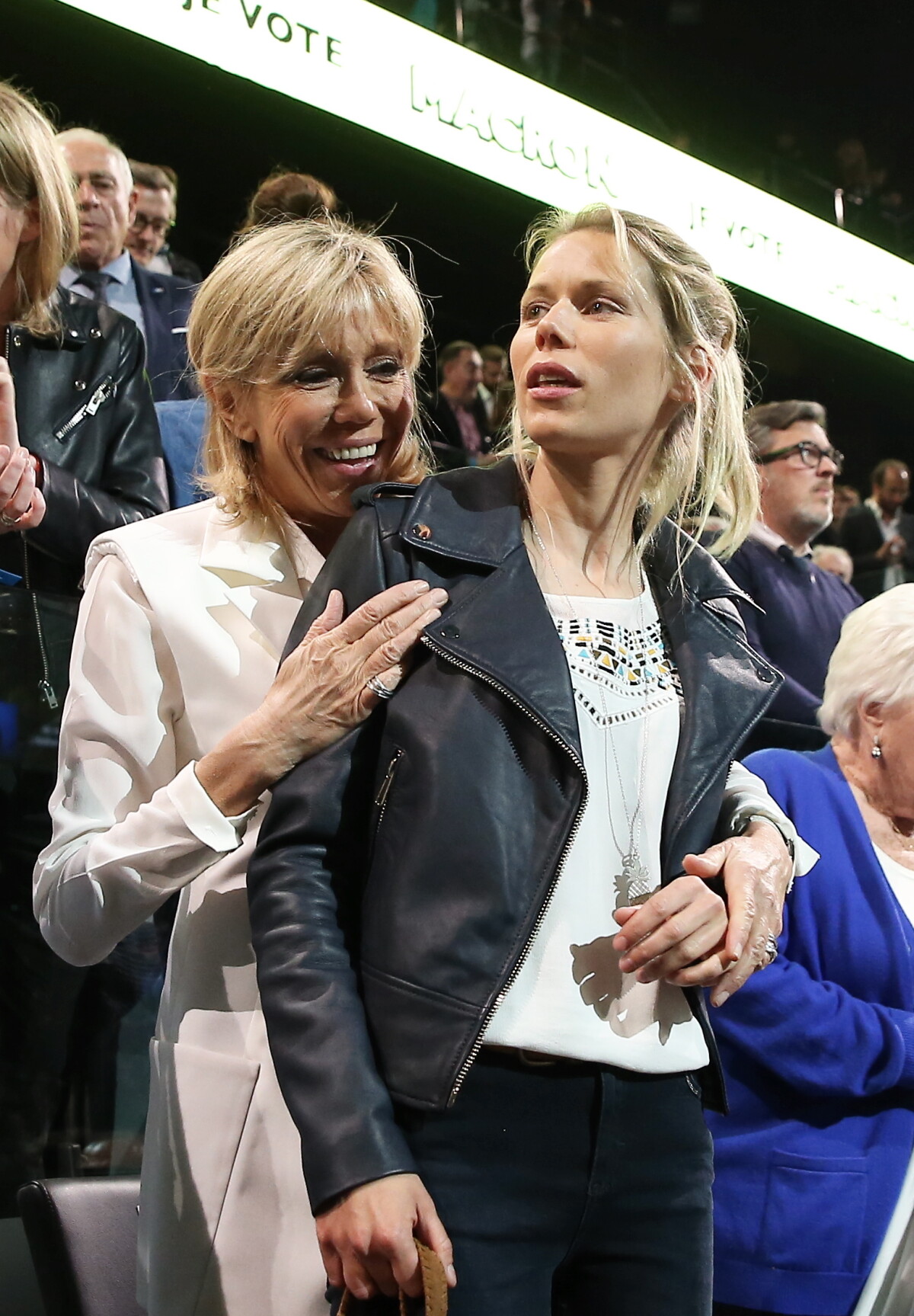 Photo : Brigitte Trogneux (Macron) Et Sa Fille Tiphaine Auzière ...