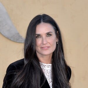 Demi Moore assiste au défilé Christian Dior (collection croisière 2018) à Calabasas. Le 11 mai 2017.