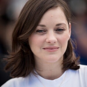 Marion Cotillard au photocall du film "Les Fantômes d'Ismaël" lors du 70e Festival International du Film de Cannes, le 17 mai 2017. © Cyril Moreau/Bestimage