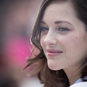 Marion Cotillard au photocall du film "Les Fantômes d'Ismaël" lors du 70e Festival International du Film de Cannes, le 17 mai 2017. © Cyril Moreau/Bestimage
