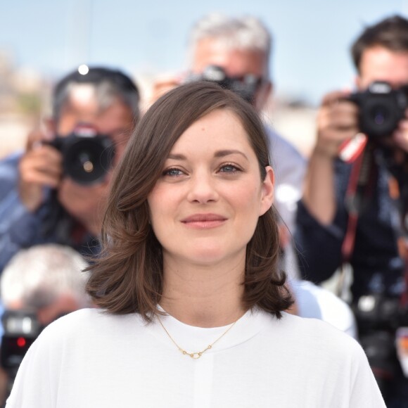 Marion Cotillard au photocall du film "Les Fantômes d'Ismaël" lors du 70e Festival International du Film de Cannes, le 17 mai 2017. © Giancarlo Gorassini/Bestimage