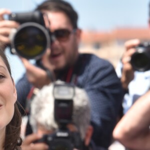 Marion Cotillard au photocall du film "Les Fantômes d'Ismaël" lors du 70e Festival International du Film de Cannes, le 17 mai 2017. © Giancarlo Gorassini/Bestimage