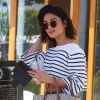 Vanessa Hudgens quitte le salon de coiffure Nine Zero One à West Hollywood. Los Angeles, le 16 mai 2017.