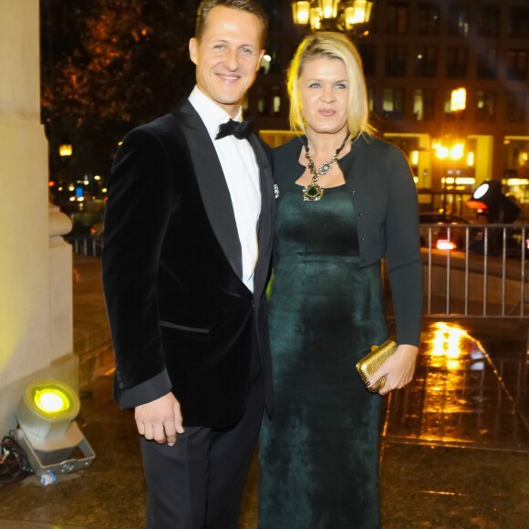 Michael Schumacher, récompensé, et sa femme Corinna lors du 31eme Gala des Légendes du Sport, Deutscher Sportpresseball, à l'opéra de Francfort. Le 10 novembre 2012.