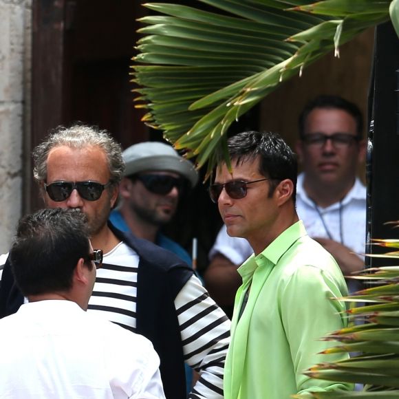 Penelope Cruz, Edgar Ramirez et Ricky Martin sur le tournage de Versace : American Crime Story à Miami, le 17 mai 2017 