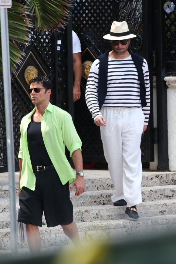 Penelope Cruz, Edgar Ramirez et Ricky Martin sur le tournage de Versace : American Crime Story à Miami, le 17 mai 2017 