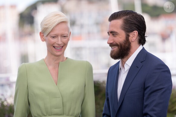 Tilda Swinton et Jake Gyllenhaal - Photocall du fim "Okja" lors du 70ème Festival International du Film de Cannes, France, le 19 mai 2017. © Borde-Jacovides-Moreau/Bestimage