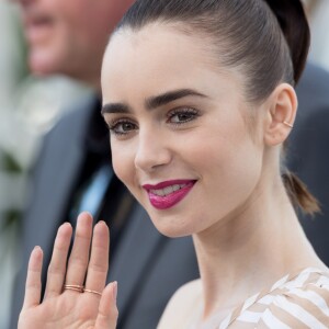 Lily Collins - Photocall du fim "Okja" lors du 70ème Festival International du Film de Cannes, France, le 19 mai 2017. © Borde-Jacovides-Moreau/Bestimage