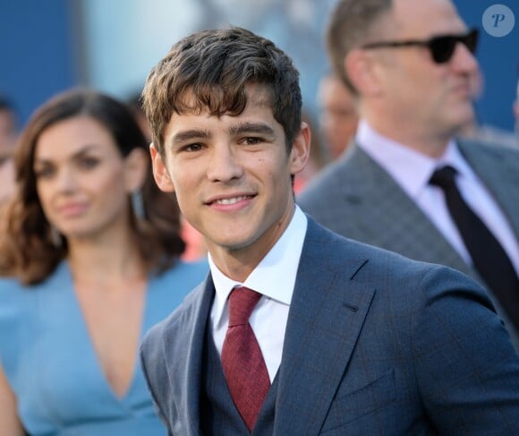 Brenton Thwaites à la première de 'Pirates of the Caribbean: Dead Men Tell No Tales' au théâtre Dolby à Hollywood, le 18 mai 2017 © Chris Delmas/Bestimage  People at the premiere of 'Pirates of the Caribbean: Dead Men Tell No Tales' held at the Dolby Theatre. May 18, 201718/05/2017 - Los Angeles