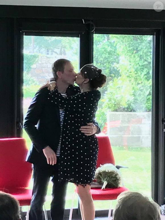 Cécilia Hornus et Thierry Ragueneau de la série Plus belle la vie se sont mariés.
