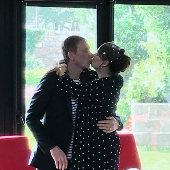 Cécilia Hornus et Thierry Ragueneau de la série Plus belle la vie se sont mariés.