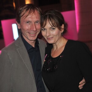 Exclusif - Cecilia Hornus (Plus belle la vie) et son compagnon Thierry Ragueneau - Soiree "Octobre Rose" organisée par Estee Lauder pour l'association "Le Cancer du Sein, Parlons-en !" a la Conciergerie a Paris, le 30 septembre 2013.