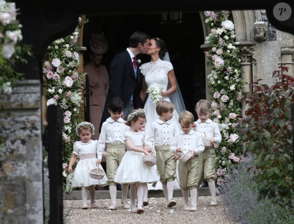 Pippa Middleton et James Matthews ont célébré leur mariage le 20 mai 2017 en l'église St Mark à Englefield dans le Berkshire, en Angleterre, puis à l'occasion d'une fête chez les Middleton, à Bucklebury. Les jeunes mariés se sont ensuite envolés pour leur lune de miel en Polynésie française.
