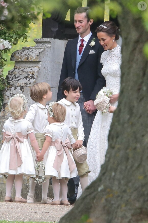 Pippa Middleton et James Matthews ont célébré leur mariage le 20 mai 2017 en l'église St Mark à Englefield dans le Berkshire, en Angleterre, puis à l'occasion d'une fête chez les Middleton, à Bucklebury. Les jeunes mariés se sont ensuite envolés pour leur lune de miel en Polynésie française.