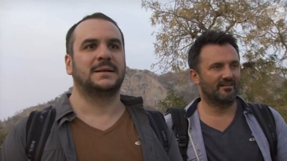 Frédéric Lopez et François-Xavier Demaison dans l'émission Rendez-vous en terre inconnue, en Inde.
