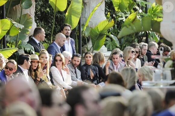 Eva Longoria et son mari Baston au défilé de mode Philipp Plein dans la villa "La Jungle du Roi" lors du 70ème festival de Cannes le 24 mai 2017.
