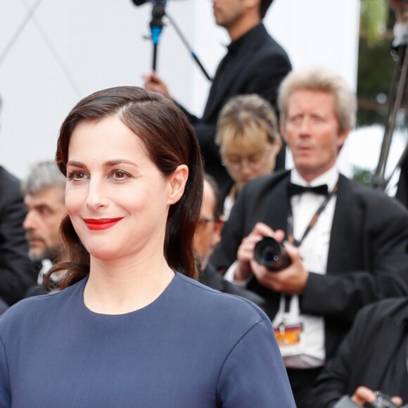 Amira Casar - Montée des marches du film "L'Amant Double" lors du 70e Festival International du Film de Cannes. Le 26 mai 2017. © Borde-Jacovides-Moreau/Bestimage