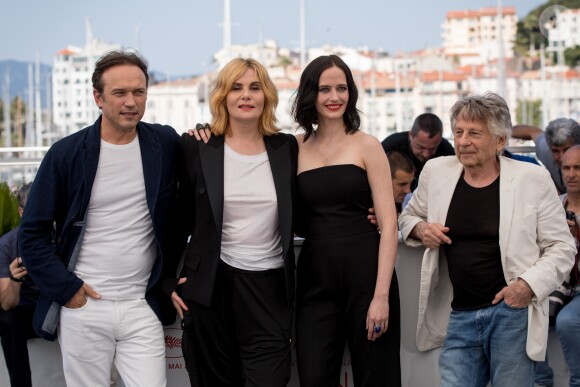 Vincent Perez, Emmanuelle Seigner, Eva Green et Roman Polanski - Photocall du film "D'Après Une Histoire Vraie" lors du 70e Festival International du Film de Cannes le 27 mai 2017