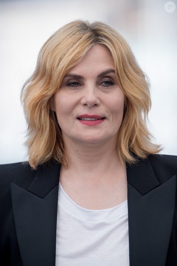 Emmanuelle Seigner - Photocall du film "D'Après Une Histoire Vraie" lors du 70e Festival International du Film de Cannes le 27 mai 2017