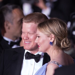 Kirsten Dunst et son compagnon Jesse Plemons sur les marches du film "Les proies" lors du 70e Festival International du Film de Cannes. Le 24 mai 2017. © Borde-Jacovides-Moreau / Bestimage