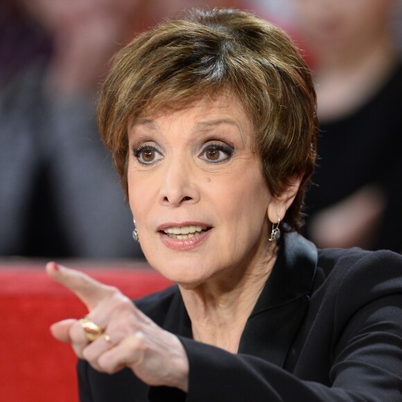 Catherine Laborde - Enregistrement de l'émission "Vivement Dimanche" à Paris le 10 février 2016 et qui sera diffusée le 14 février 2016. © Coadic Guirec/Bestimage