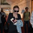 Lily-Rose Depp arrive à l'aéroport de Tokyo, le 30 mai 2017.