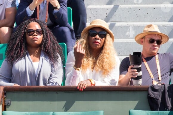 Oracene Price, la mère de Serena et Venus Williams, à Roland-Garros le 31 mai 2017 lors d'un match de Venus.