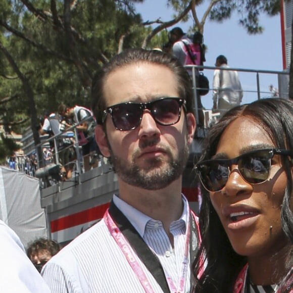 Serena Williams et son fiancé Alexis Ohanian au Grand Prix de Monaco le 28 mai 2017.