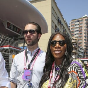 Serena Williams et son fiancé Alexis Ohanian au Grand Prix de Monaco le 28 mai 2017.