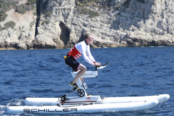 David Coulthard lors de la 1re édition du Riviera Water Bike Challenge disputé en mer entre Nice et Monaco, le 4 juin 2017, au profit des actions de la Fondation Princesse Charlene de Monaco. © Claudia Albuquerque / Bestimage