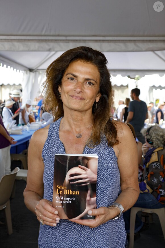Sylvie Le Bihan au Festival du livre sur le thème "La Méditerranée" au jardin Albert 1er à Nice, France, le 3 juin 2017. © JLPPA/Bestimage