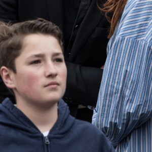 Elodie Frégé et son compagnon Cyril Mokaiesh - Jour 11 - Les célébrités dans les tribunes des internationaux de tennis de Roland Garros à Paris. Le 7 juin 2017 © Jacovides-Moreau / Bestimage