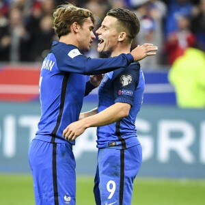 Antoine Griezmann et Kevin Gameiro lors du match de qualification pour la Coupe du Monde 2018, "France-Bulgarie" au Stade de France à Saint-Denis, le 7 octobre 2016. © Pierre Perrusseau/Bestimage