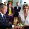 La juge Alice Nevers (jouée par Marine Delterme) et le commandant Fred Marquand (interprété par Jean-Michel Tinivelli se marient dans le dernier épisode de la saison 14 de la série Alice Nevers, le juge est une femme, sur TF1.