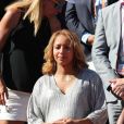 Estelle Mossely (enceinte) - Personnalités dans les tribunes lors des internationaux de France de Roland Garros à Paris. Le 10 juin 2017. © Jacovides - Moreau / Bestimage