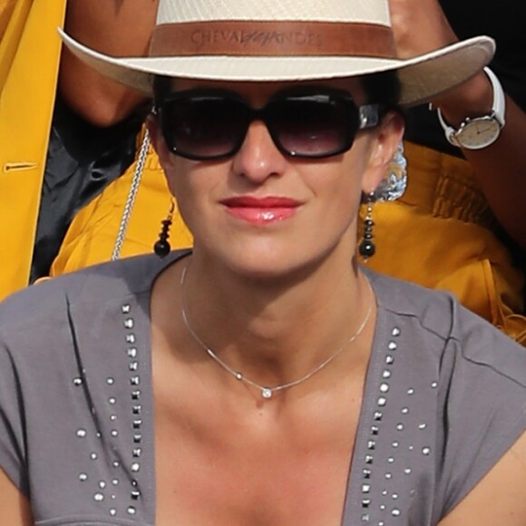 Laury Thilleman (Miss France 2011), Flora Coquerel (Miss France 2013), Laurie Cholewa - Les célébrités dans les tribunes lors des internationaux de France de Roland-Garros à Paris, le 4 juin 2017. © Dominique Jacovides-Cyril Moreau/Bestimage