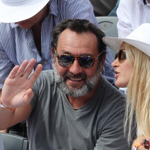 Gilles Lellouche et sa compagne Alizée Guinochet - People dans les tribunes lors de la finale homme des Internationaux de Tennis de Roland-Garros à Paris le 11 juin 2017. © Dominique Jacovides-Cyril Moreau/Bestimage  People during the Roland Garros 2017 French Open men final in Paris, on June 11th, 2017.11/06/2017 - Paris