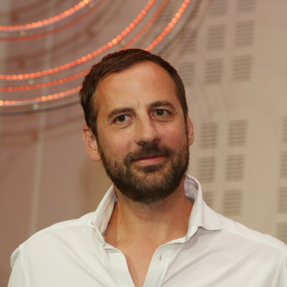 Exclusif - Fred Testot lors de la seconde édition de 'Les plumes d'Or du Vin et de la gastronomie' au Pavillon Cambon à Paris le 13 Juin 2017. © Denis Guignebourg/BestImage